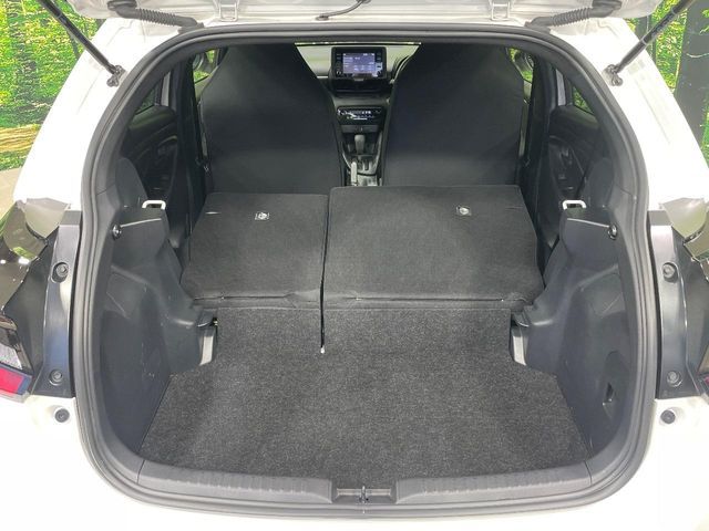 TOYOTA YARIS HYBRID 2020