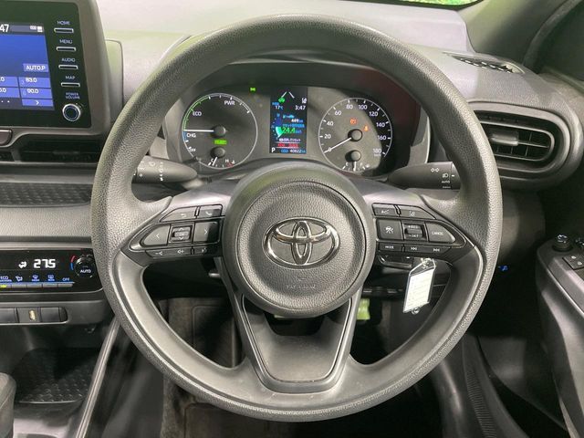 TOYOTA YARIS HYBRID 2020