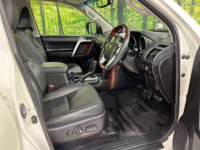 TOYOTA LANDCRUISER PRADO 2016