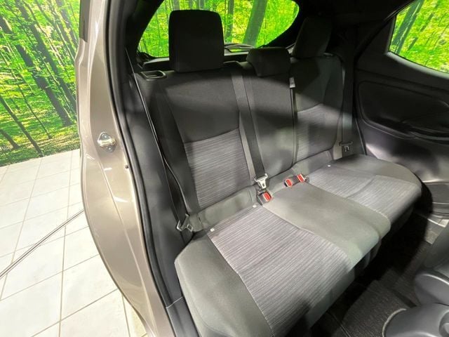 TOYOTA YARIS HYBRID 2021