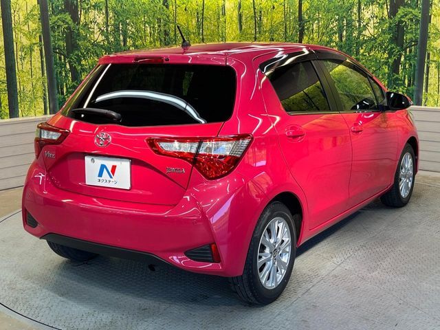 TOYOTA VITZ 2019