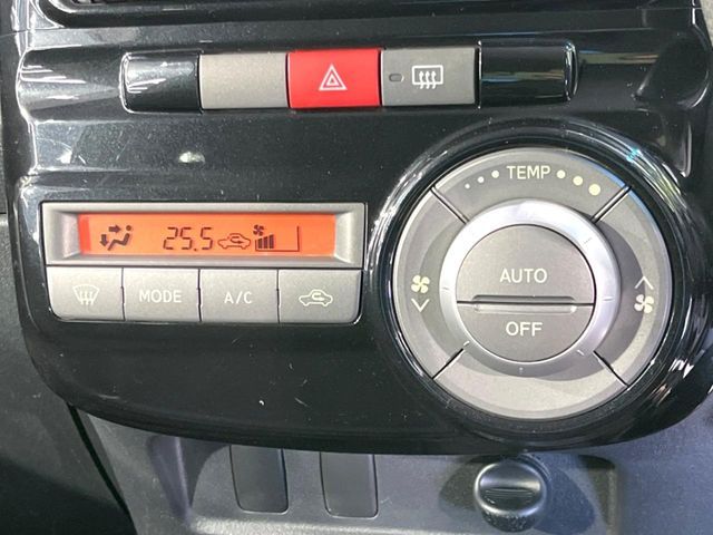 DAIHATSU TANTO CUSTOM 2011