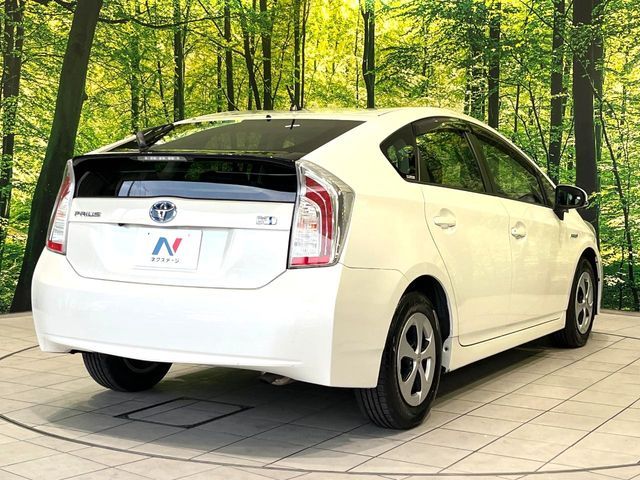 TOYOTA PRIUS 2012