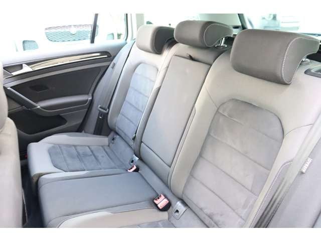 VOLKSWAGEN VOLKSWAGEN GOLF VARIANT 2018