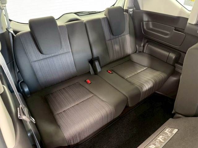 HONDA FREED HYBRID 2018