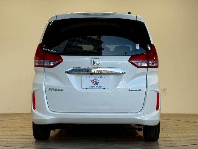 HONDA FREED HYBRID 2018