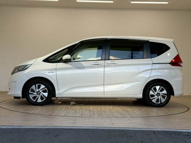 HONDA FREED HYBRID 2018