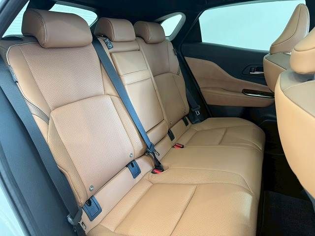 TOYOTA CROWN SPORT 2024