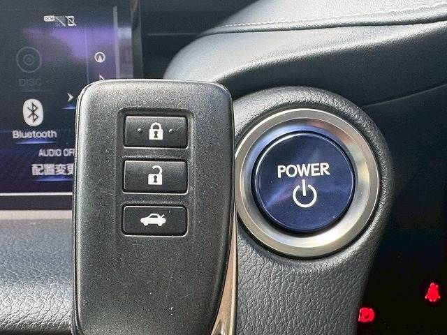 TOYOTA LEXUS RC300h 2019