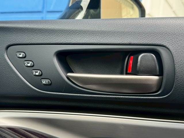 TOYOTA LEXUS RC300h 2019