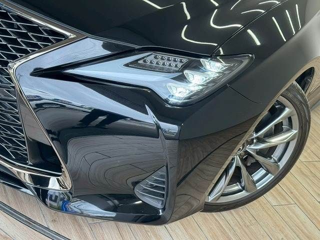 TOYOTA LEXUS RC300h 2019