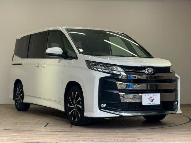TOYOTA NOAH 2023
