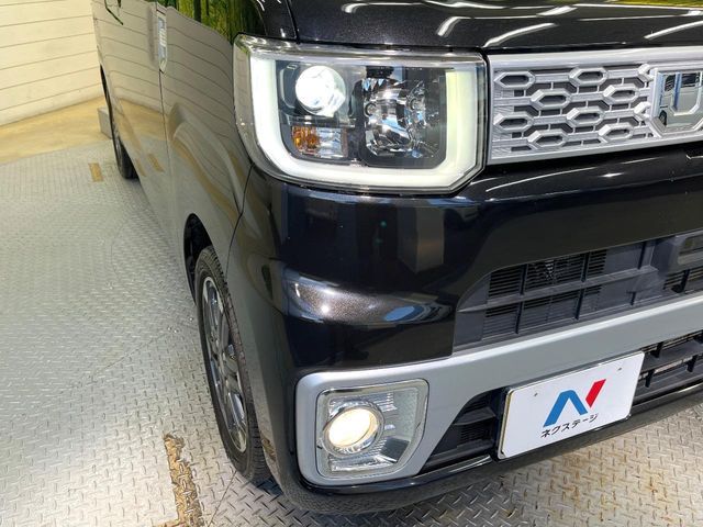 DAIHATSU WAKE 2015