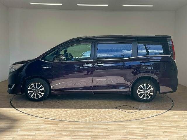 TOYOTA ESQUIRE HYBRID 2018