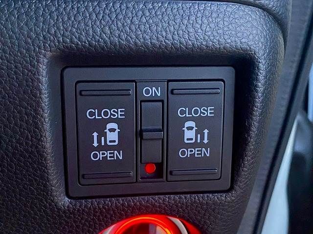 HONDA N BOX CUSTOM 2023