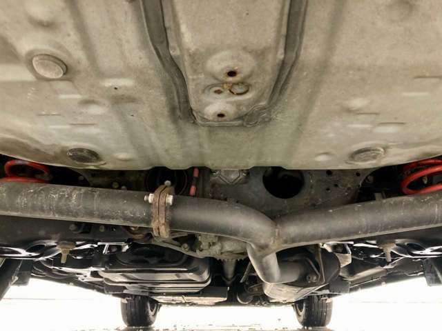 TOYOTA HARRIER 4WD 2014