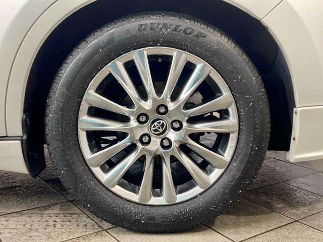 TOYOTA HARRIER 4WD 2014