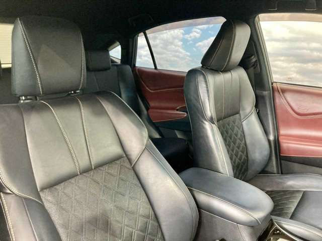 TOYOTA HARRIER 4WD 2014