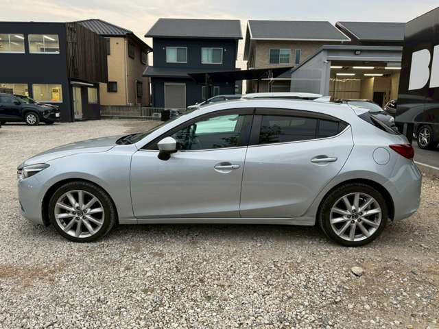 MAZDA AXELA SPORTS 2018