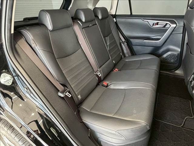 TOYOTA RAV4 HYBRID 4WD 2023