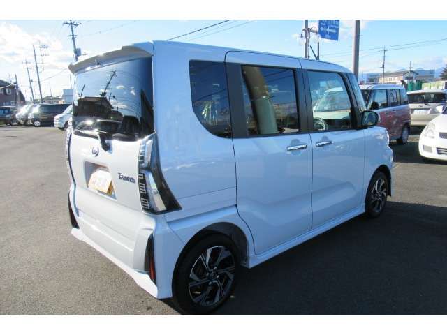 DAIHATSU TANTO CUSTOM 2023