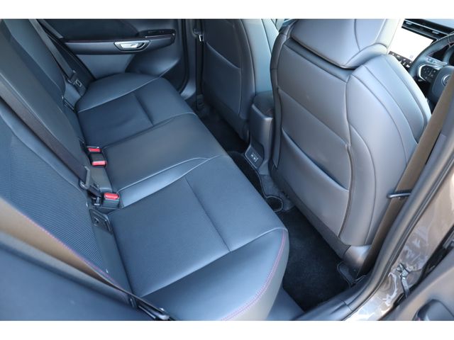 TOYOTA LEXUS LBX 2025