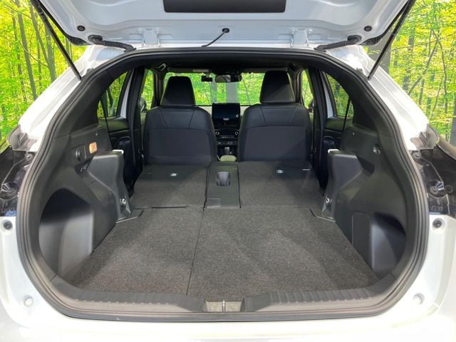 TOYOTA YARIS CROSS HYBRID 2025