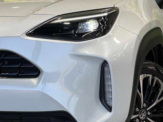 TOYOTA YARIS CROSS HYBRID 2025