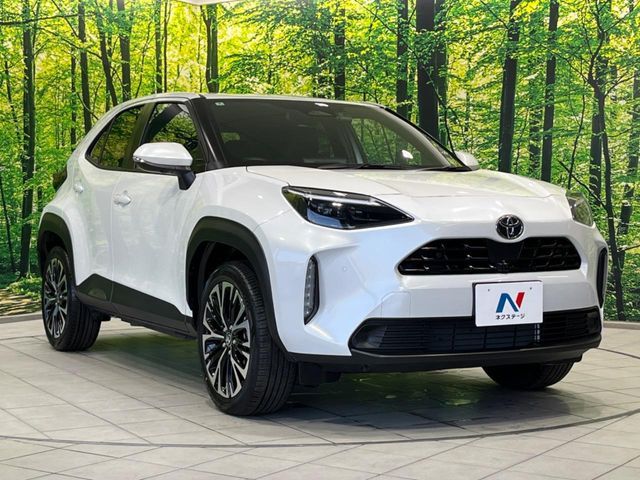 TOYOTA YARIS CROSS HYBRID 2025