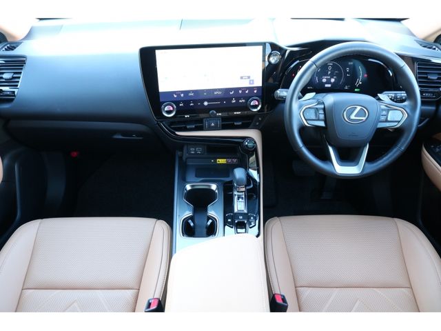 TOYOTA LEXUS NX350h AWD 2023
