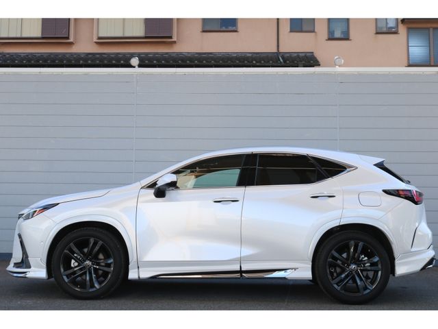 TOYOTA LEXUS NX350h AWD 2023