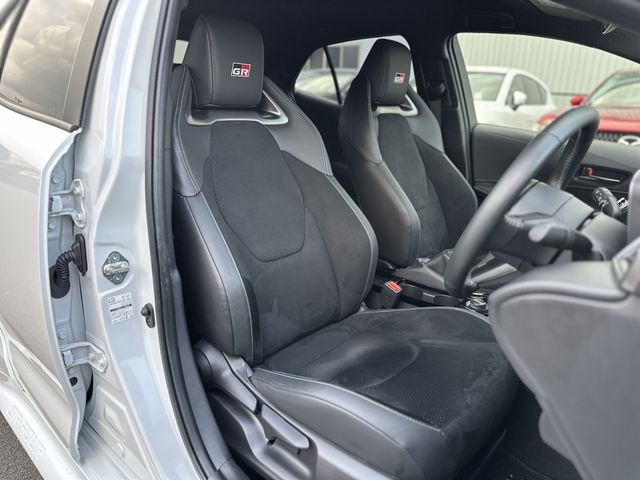 TOYOTA GR COROLLA 2024