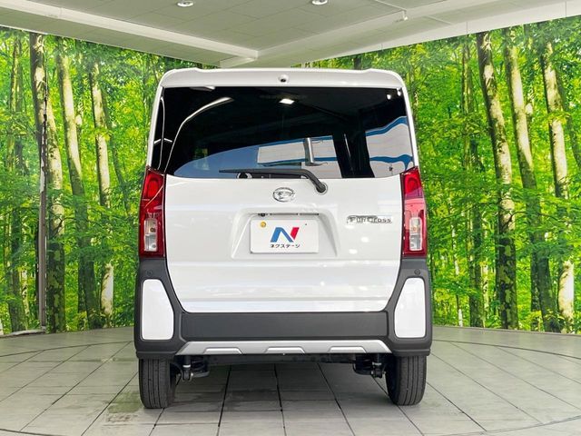 DAIHATSU TANTO FAN CROSS 2022