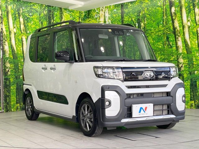 DAIHATSU TANTO FAN CROSS 2022