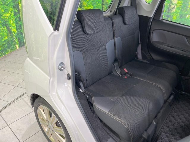 DAIHATSU MOVE CUSTOM 2016