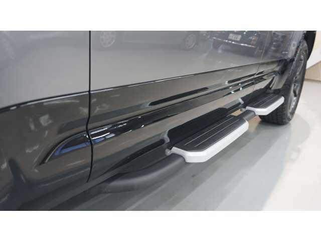 ROVER ROVER DEFENDER 2023