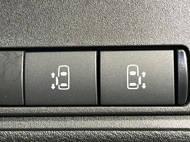 NISSAN SERENA  WG 2023