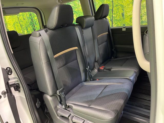 NISSAN SERENA  WG 2023