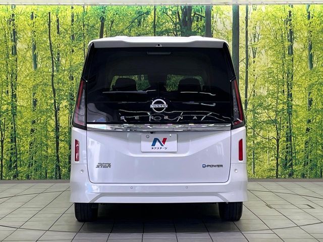 NISSAN SERENA  WG 2023
