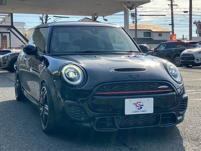 BMW MINI 2019