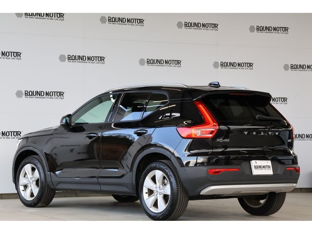 VOLVO VOLVO XC40 2023