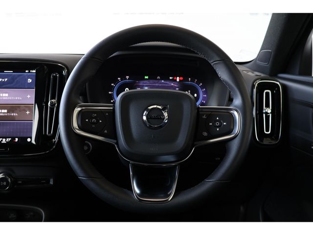 VOLVO VOLVO XC40 2023