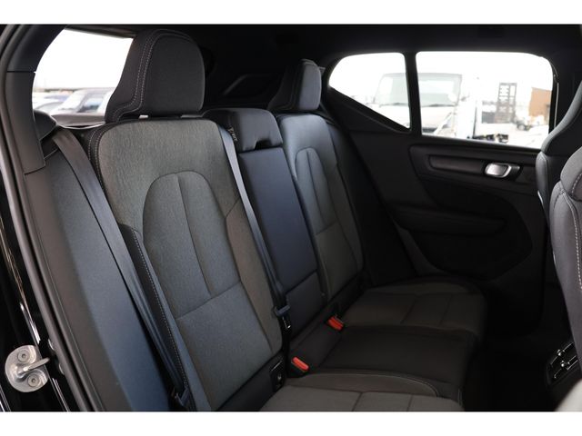 VOLVO VOLVO XC40 2023