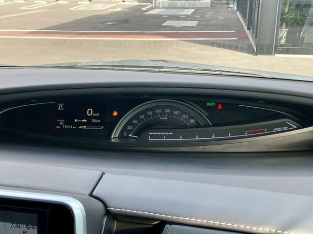 TOYOTA ESTIMA HYBRID 4WD 2017