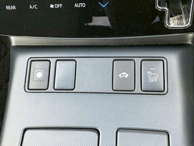 TOYOTA ESTIMA HYBRID 4WD 2017