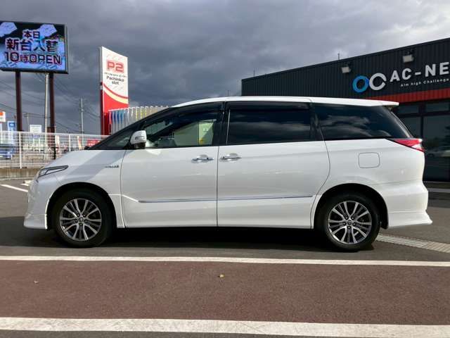 TOYOTA ESTIMA HYBRID 4WD 2017