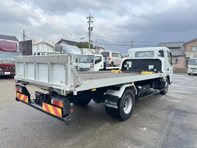 MITSUBISHI CANTER 2016