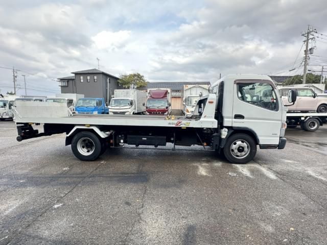 MITSUBISHI CANTER 2016