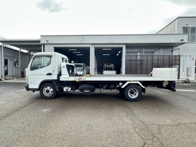 MITSUBISHI CANTER 2016