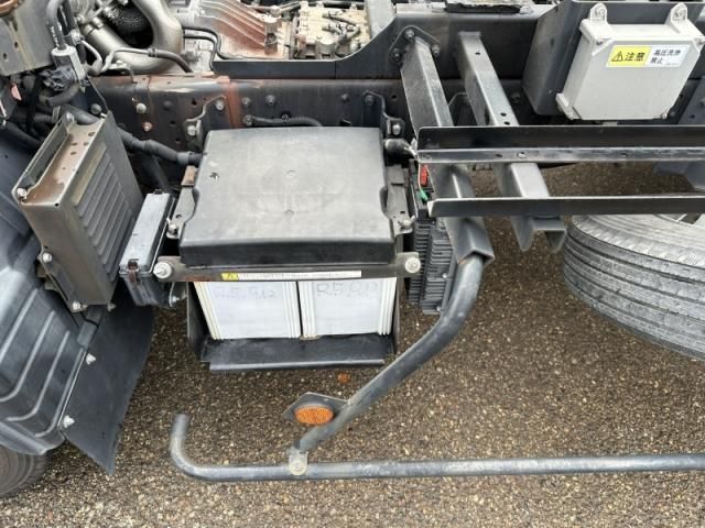 MITSUBISHI CANTER 2016